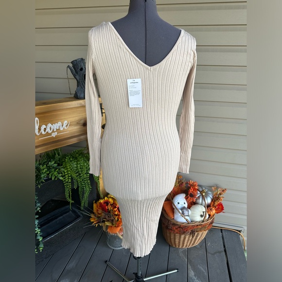 PRETTYGARDEN new with tags  Cream Midi Pullover Sweater Dress Long Sleeve - Picture 7 of 11